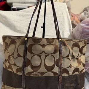 Coach Tan Canvas w/Brown Signature C and Leather Handles Tote Stripped Interior